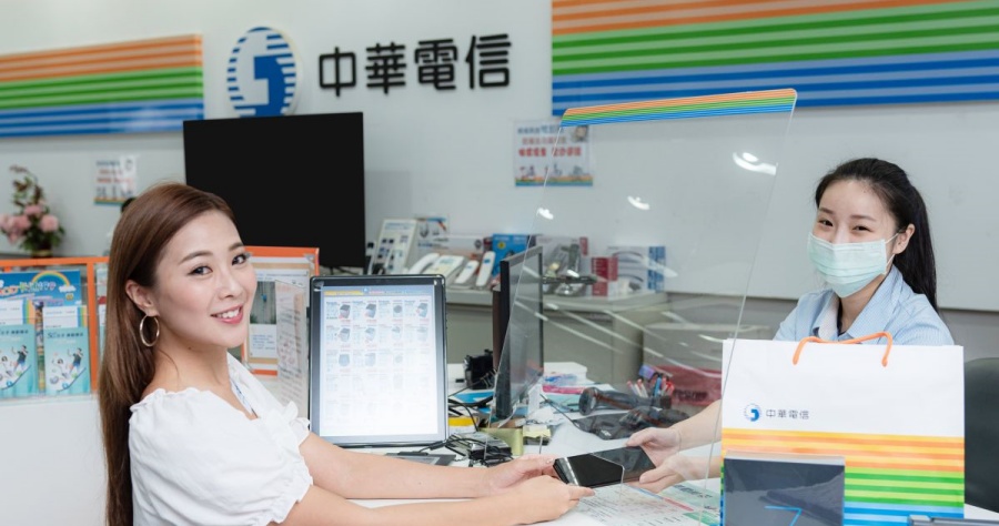 2022 中華電信適合老人的手機優惠專案